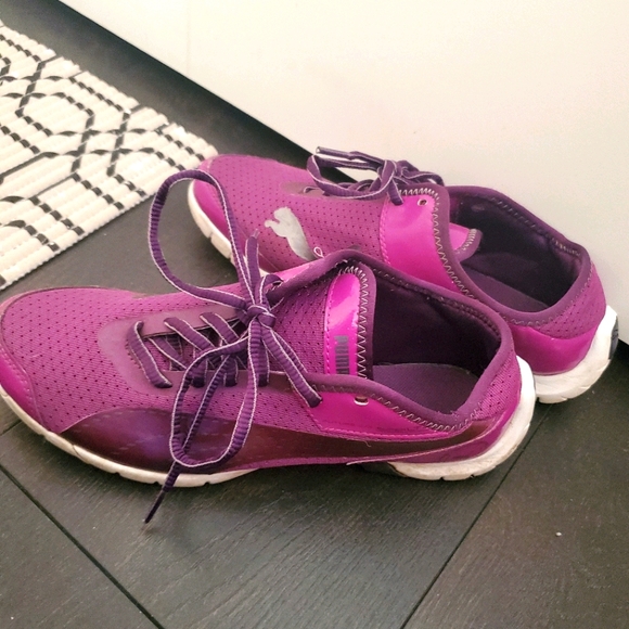 Purple puma sneakers - Picture 2 of 3